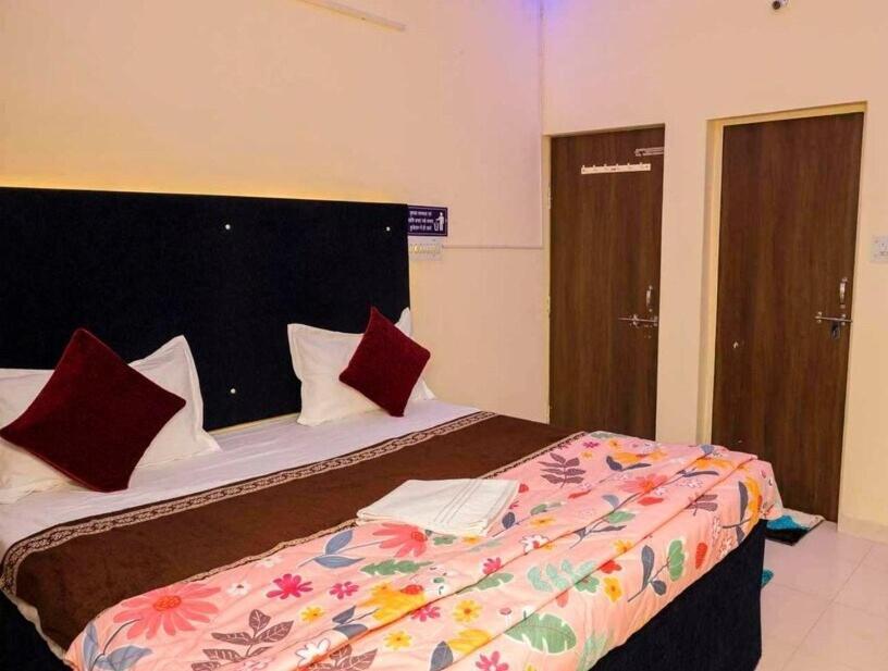Hotel O Pop Hotel Blue Star Bhilai Ngoại thất bức ảnh